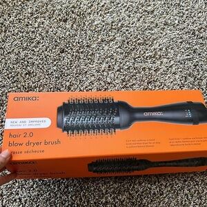 Blow dry brush